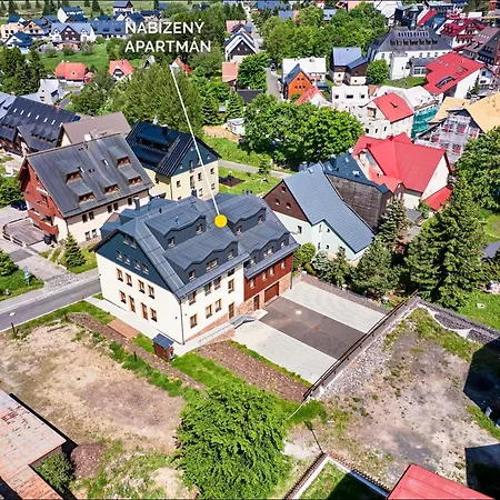 Koubek - Stylove S Parkovanim * Boží Dar